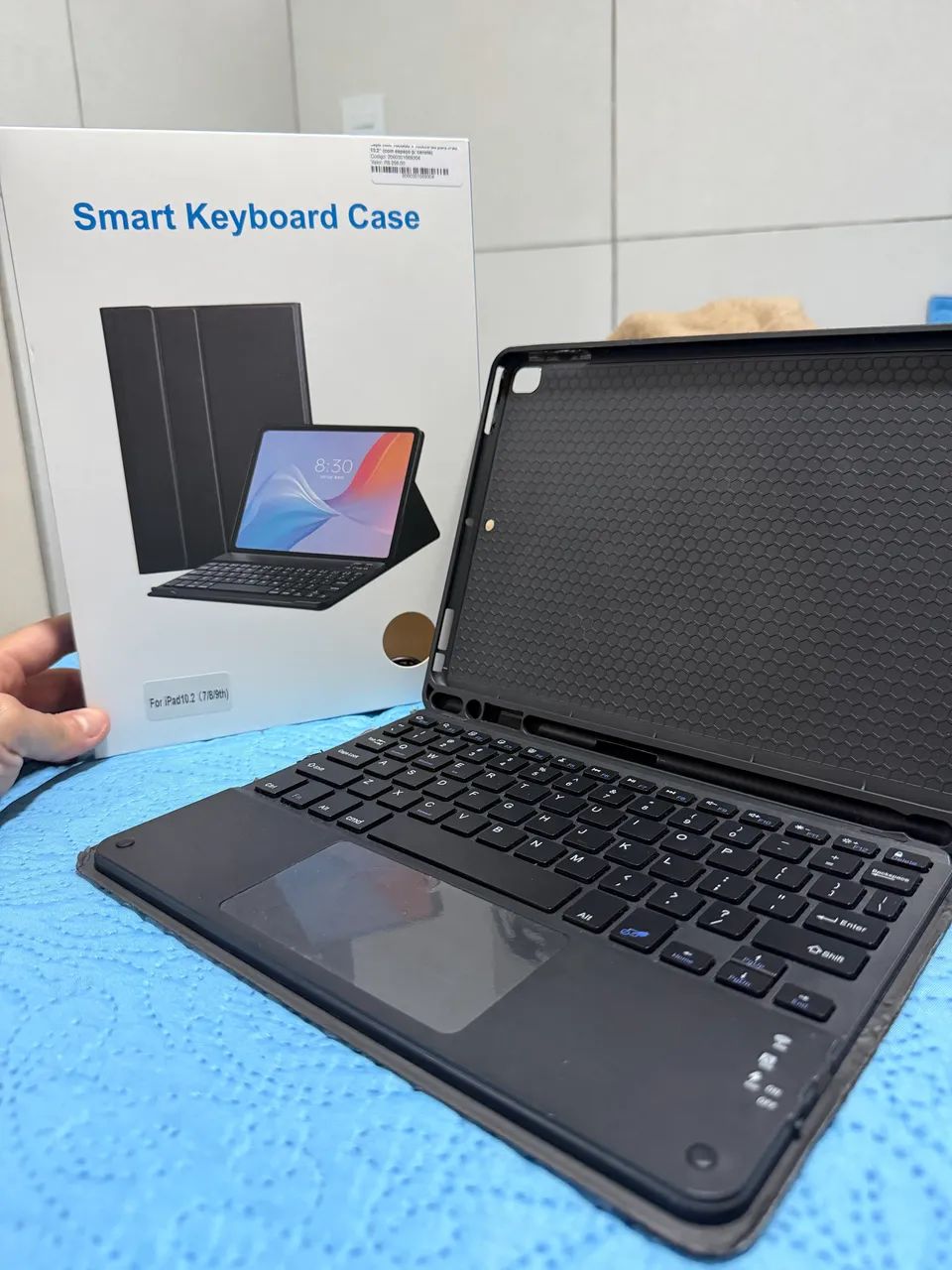 Capa com Teclado iPad 10 ou 9 