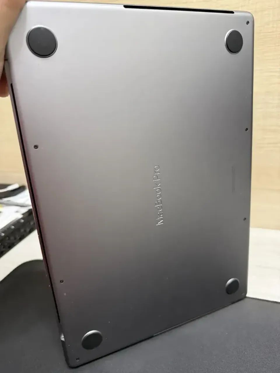 Macbook Pro M3 (14) 8 Ram 512 Gb (Usado) - Foto 4