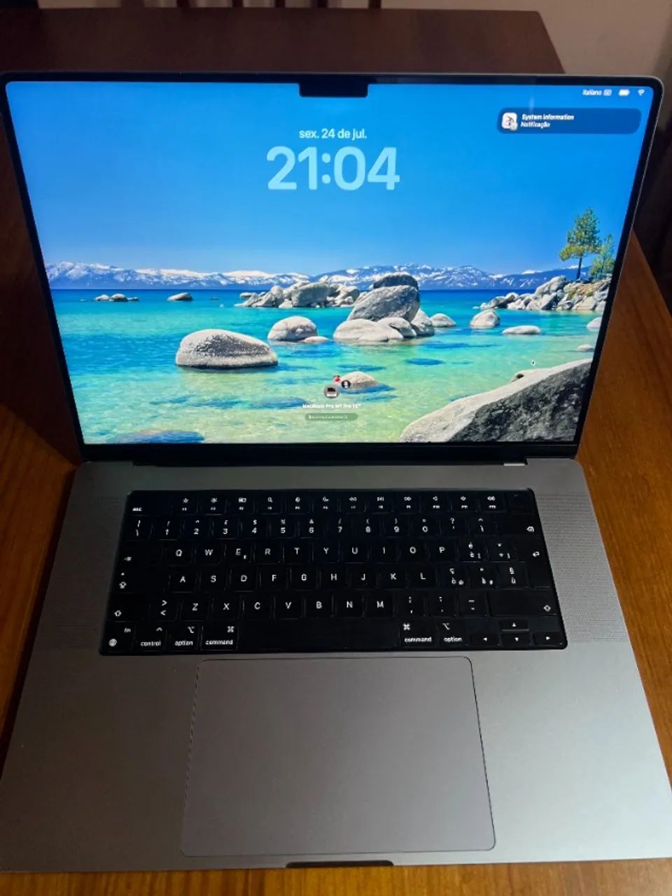 MacBook Pro 16