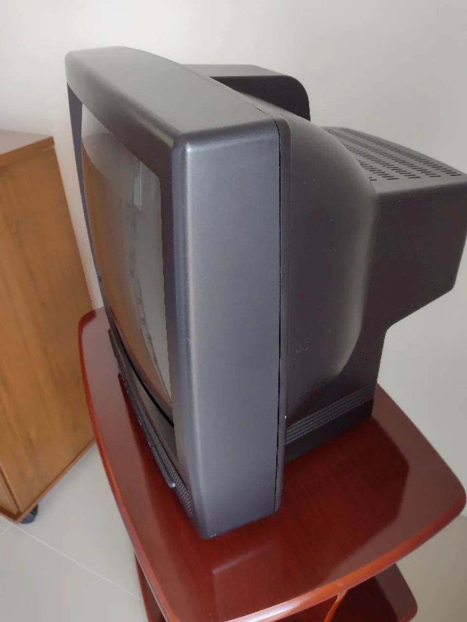 [FUNCIONANDO] TV Philips Antiga CRT Tubo 20 Polegadas Funcionando Perfeitamente 20GL1043 - Foto 2
