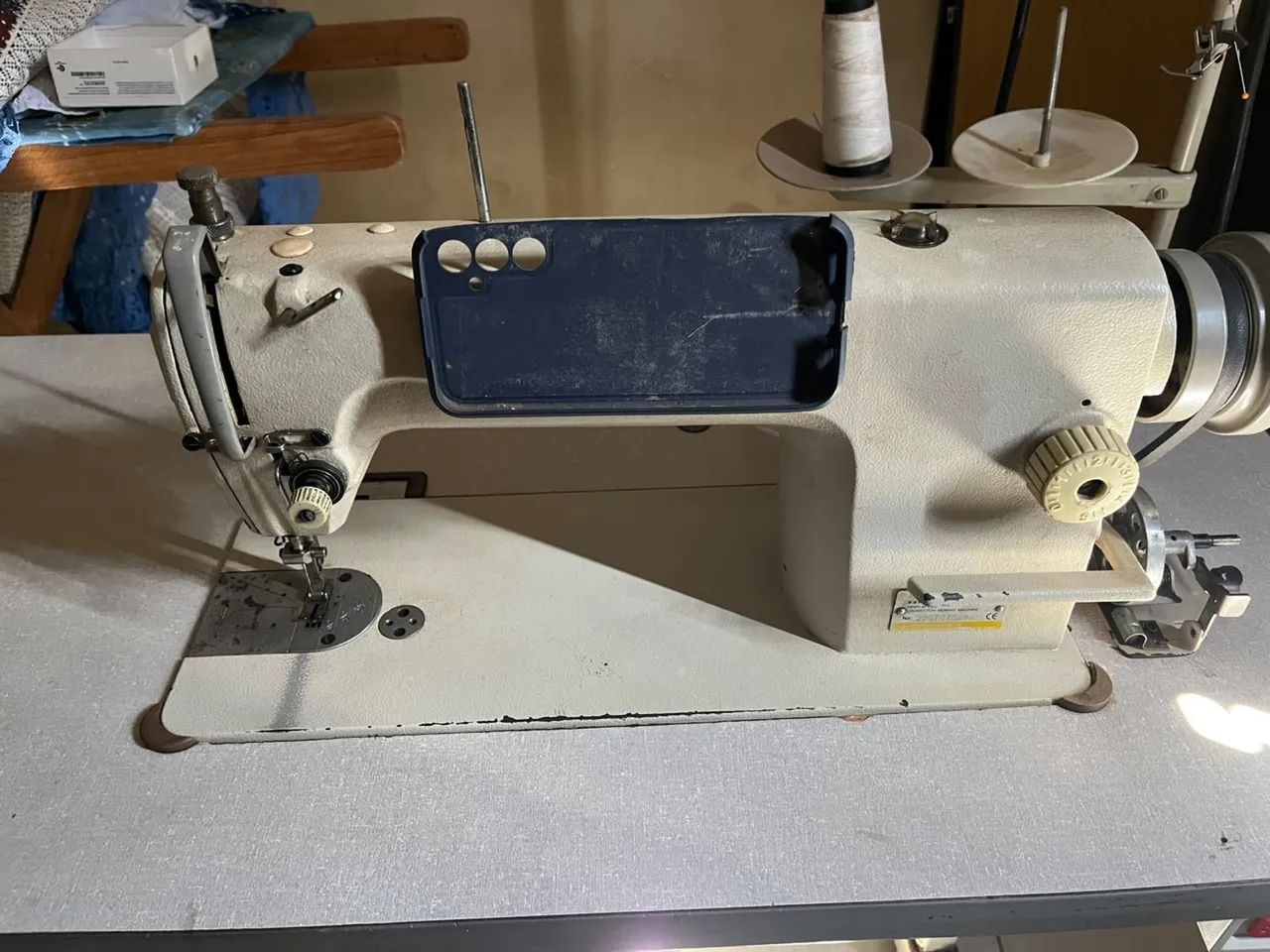 Máquina de costura reta industrial  - Foto 2