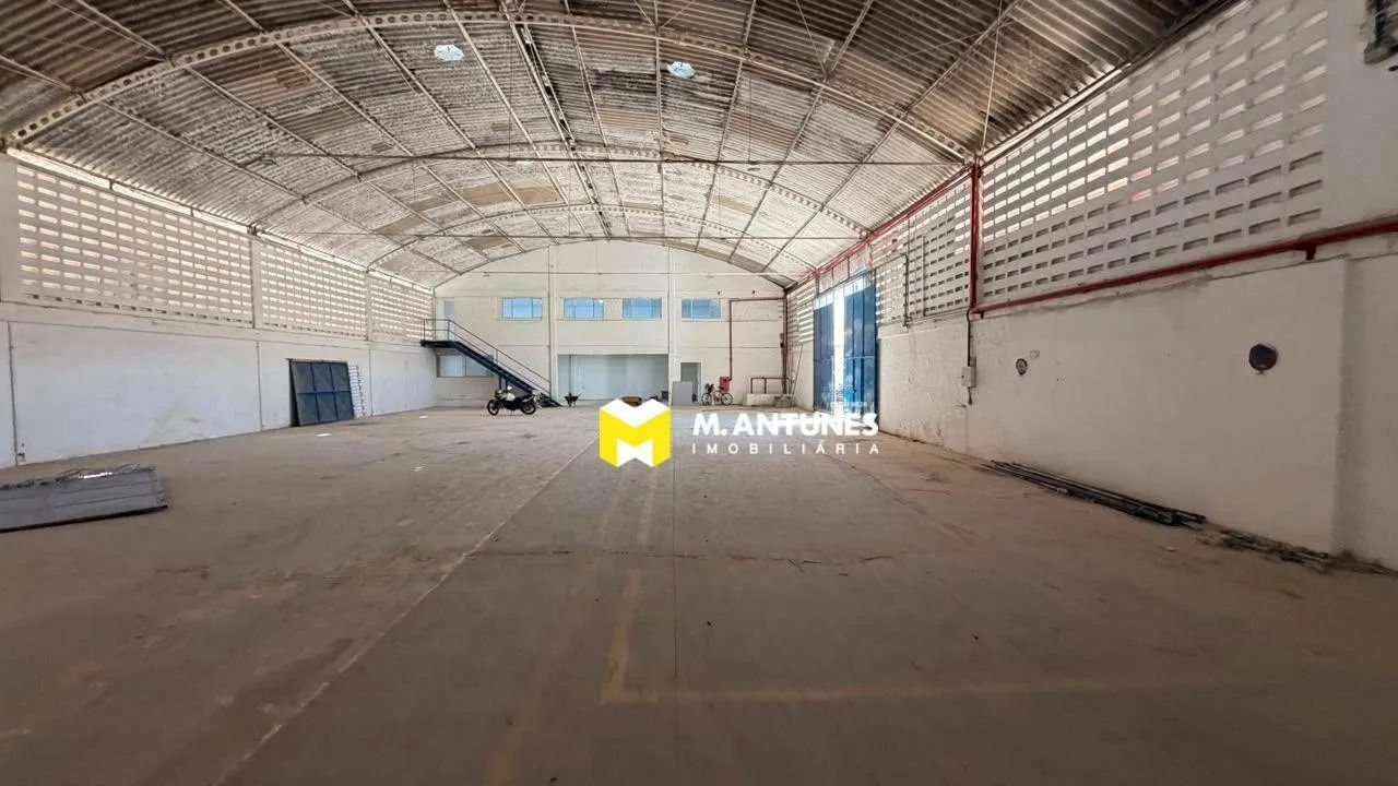 Alugue Galpão na Imbiribeira, com 1,730m² - Foto 4