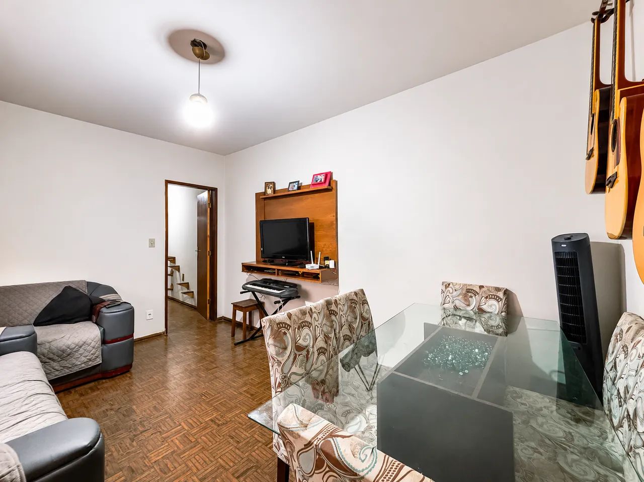 Apartamento de 2 quartos com ambientes amplos no Centro para venda