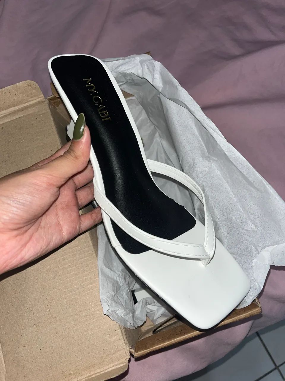 saltinho chinelo branco  - Foto 2