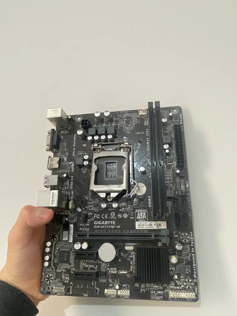 Placa mãe gygabite, h110m-h