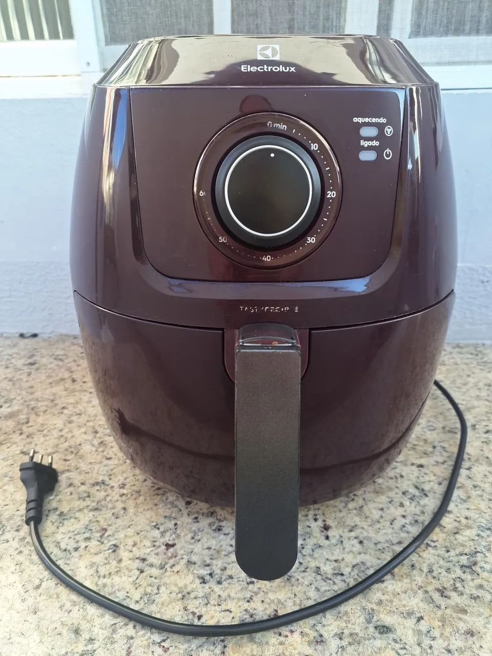 Fritadeira elétrica Electrolux- EAF51