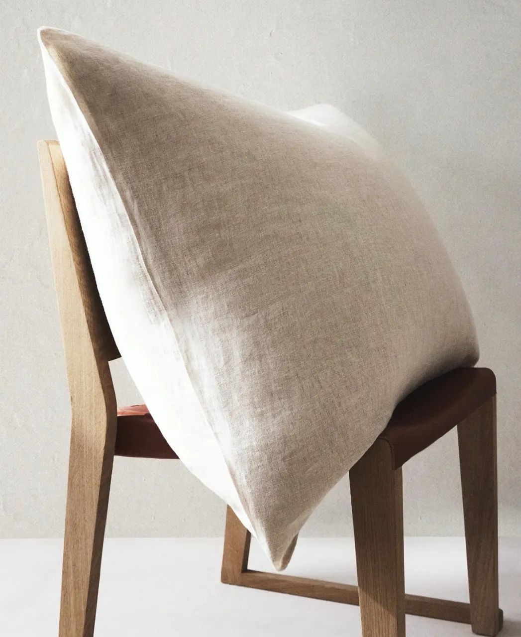 Capa de almofada 100% linho Zara Home