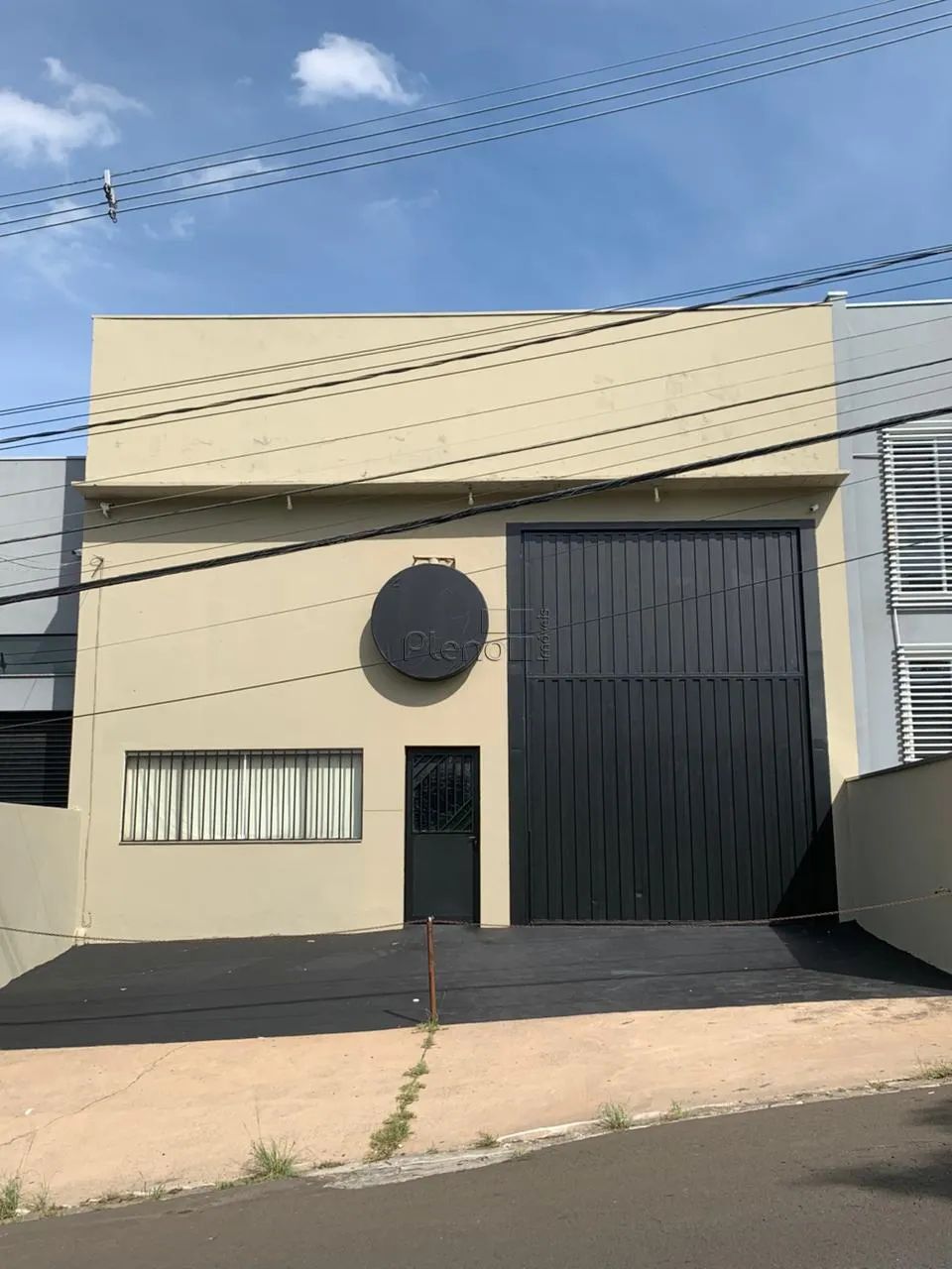Barracão para alugar em Valinhos, Parque dos Cocais, com 300 m²
