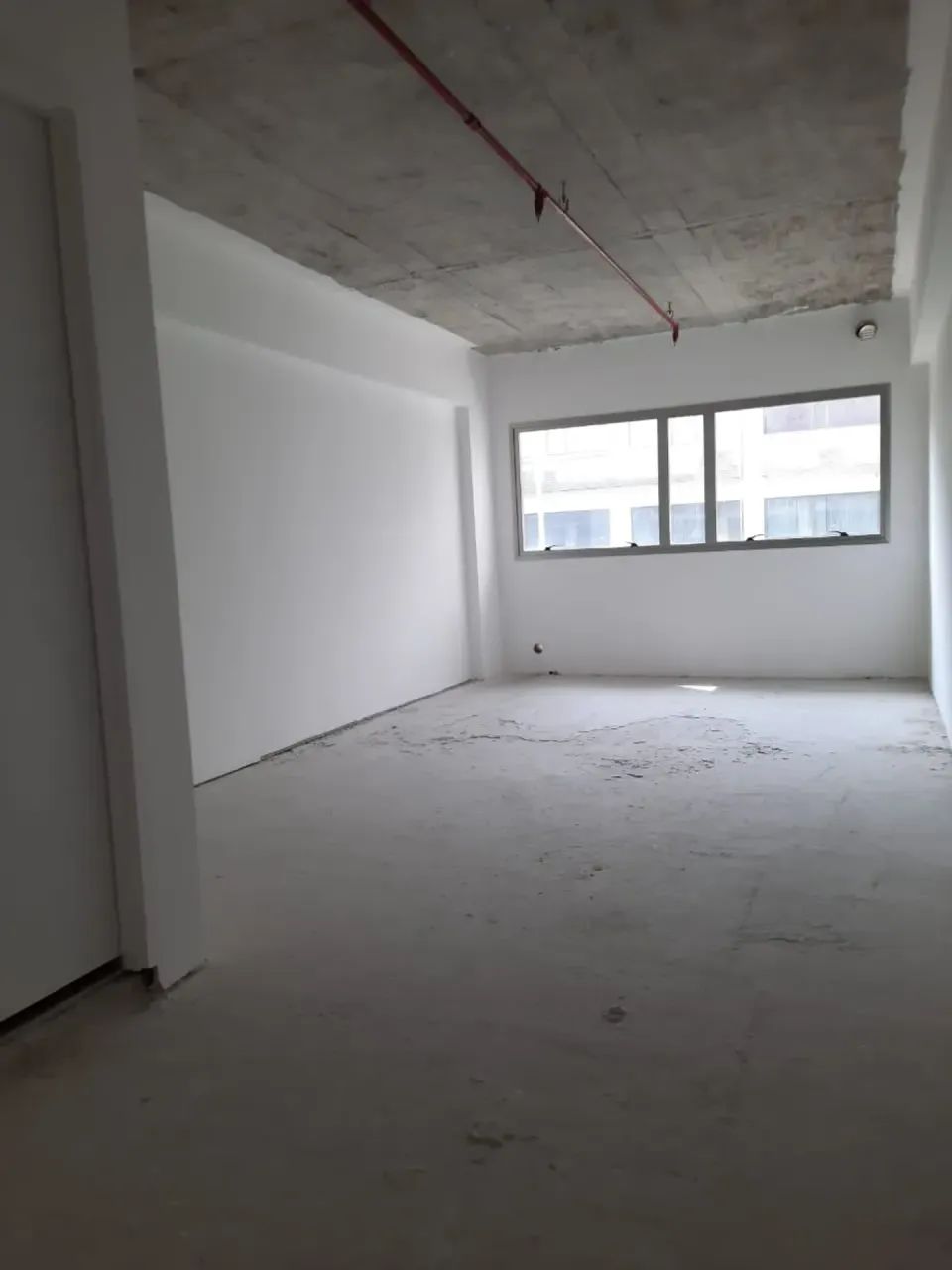 Ótima sala para compra no Recreio dos Bandeirantes