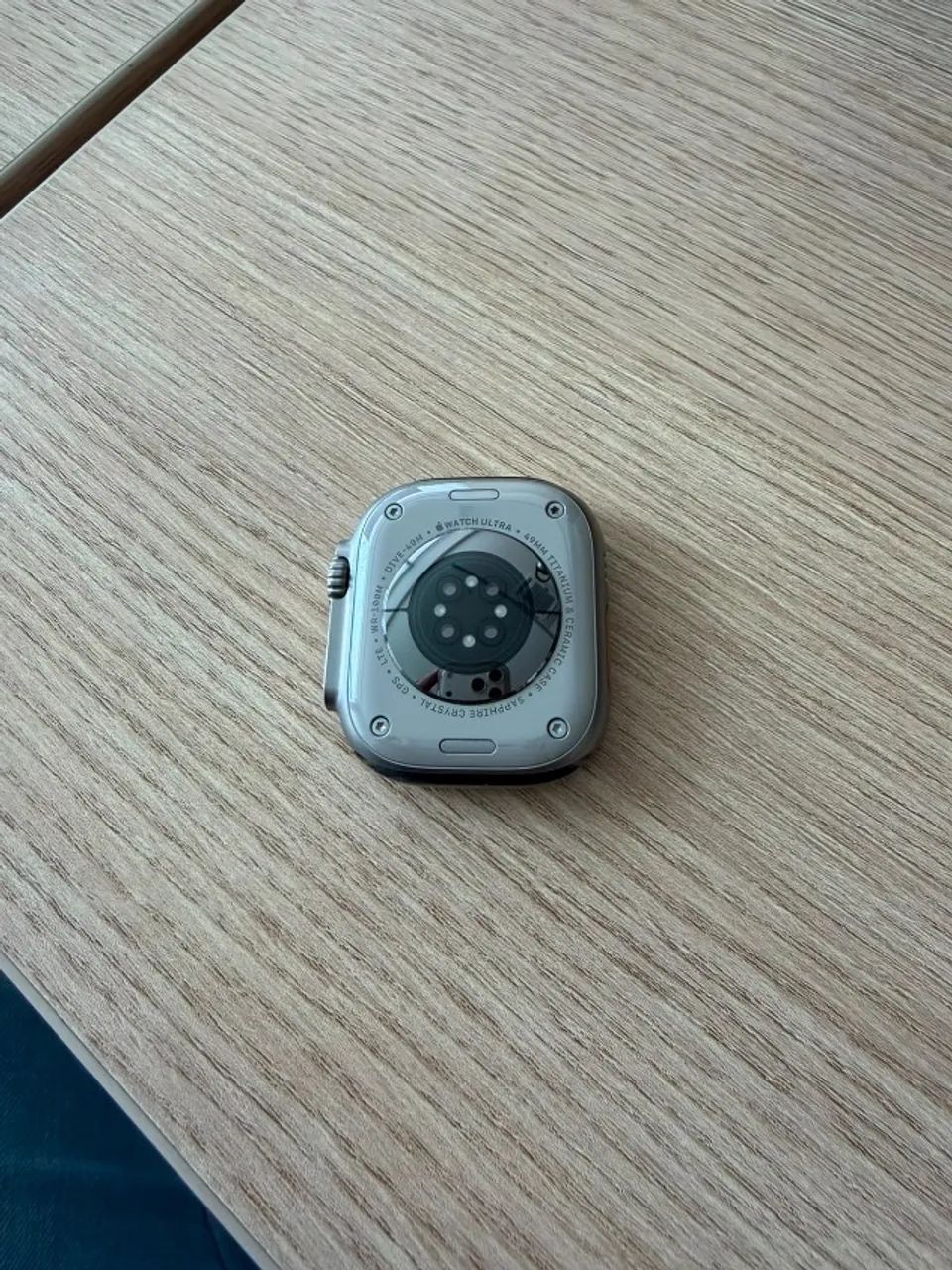 Apple Watch Ultra 2 49 mm GPS + Cellular - Titânio - Foto 5