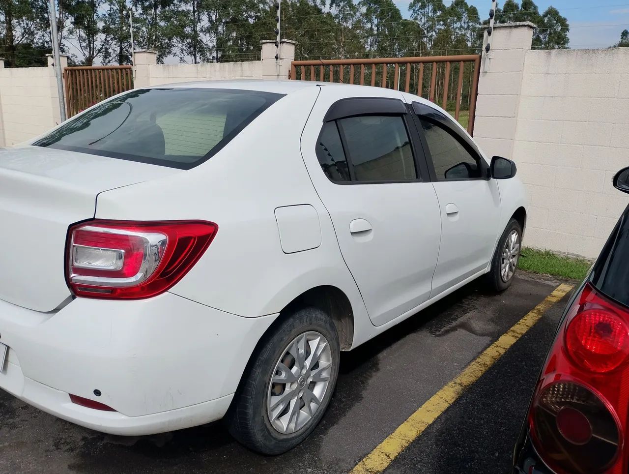 Renault Logan 2016