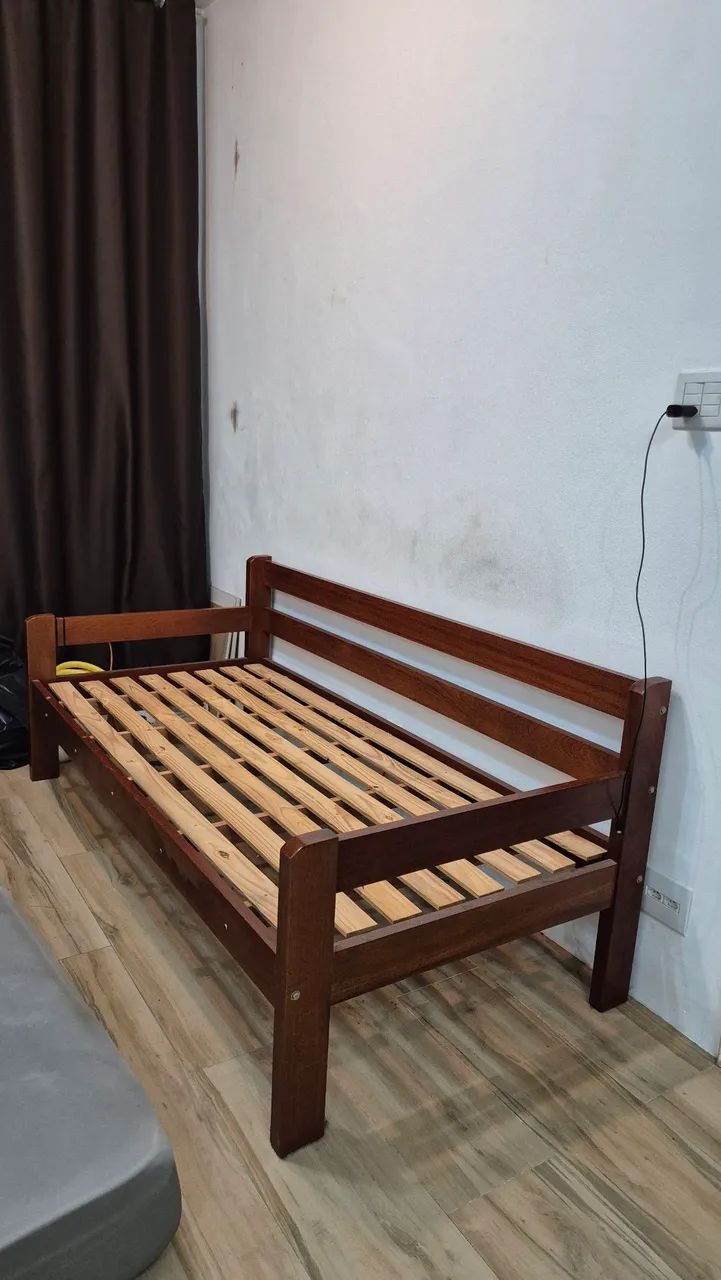 Sofá-cama de solteiro 