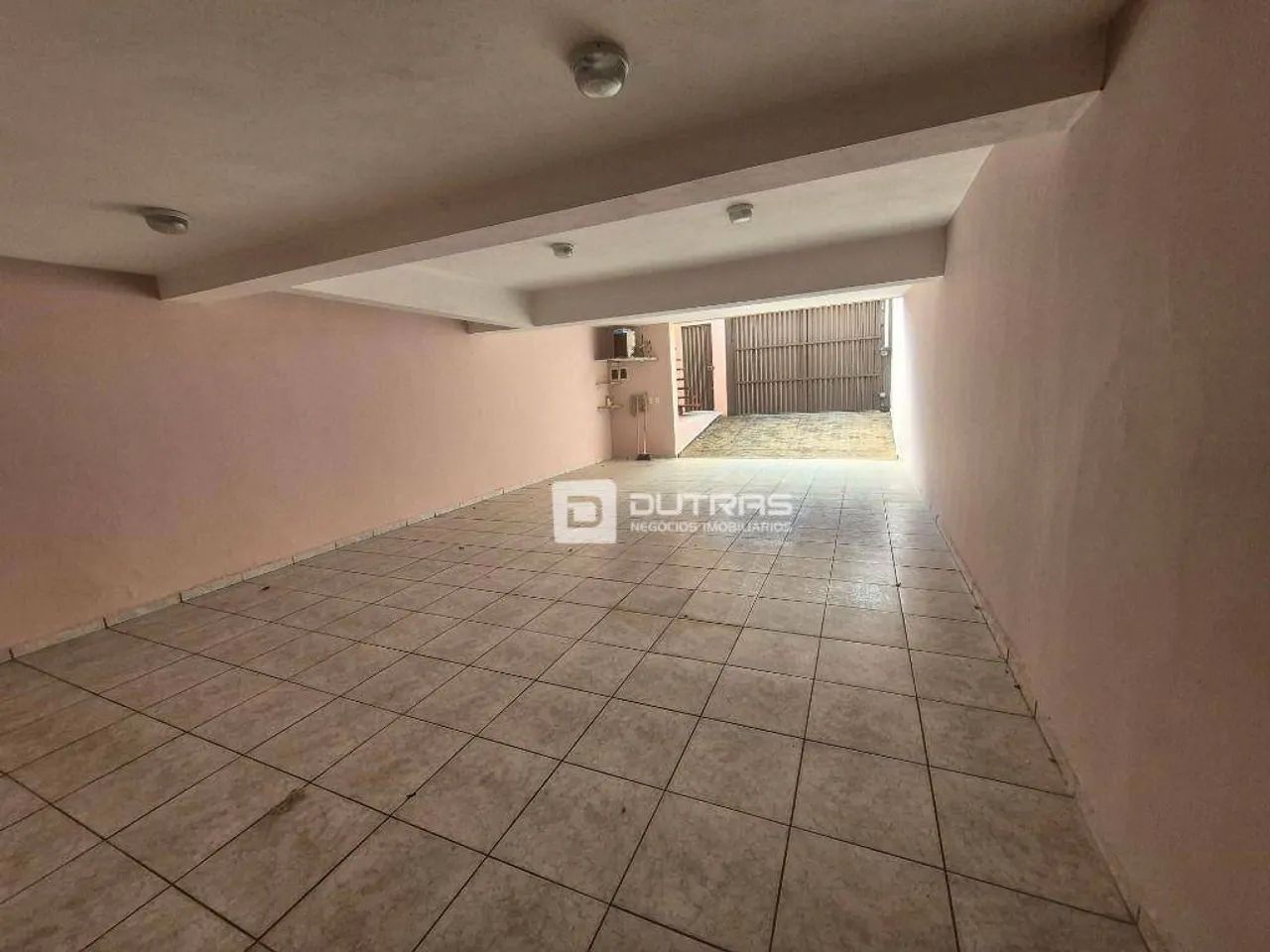 Casa para alugar no Centro  2 quartos, piscina e área gourmet - Foto 4