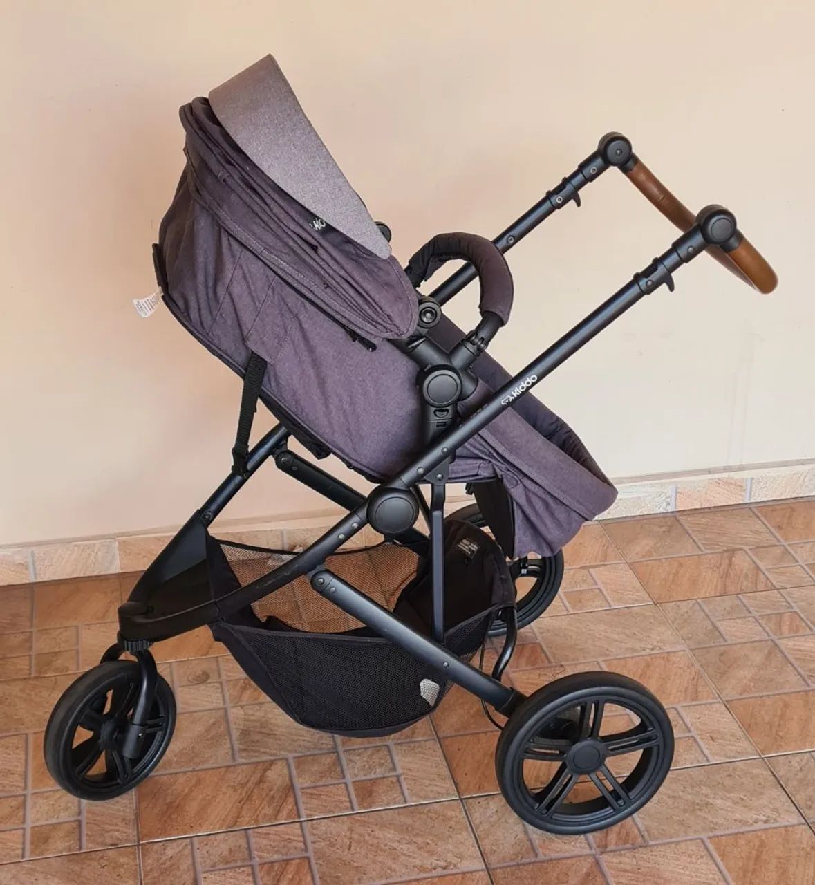Carrinho de bebê Kiddo Trek + bebê conforto Kiddo - Foto 2