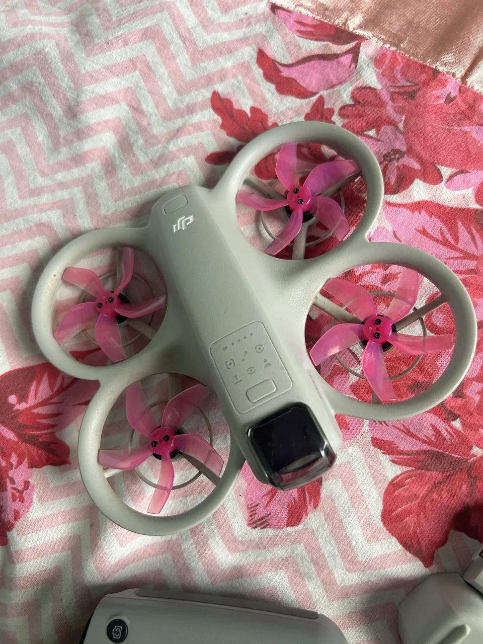 VENDO DRONE NEO 1 + CONTROLE RC N3 - Foto 4