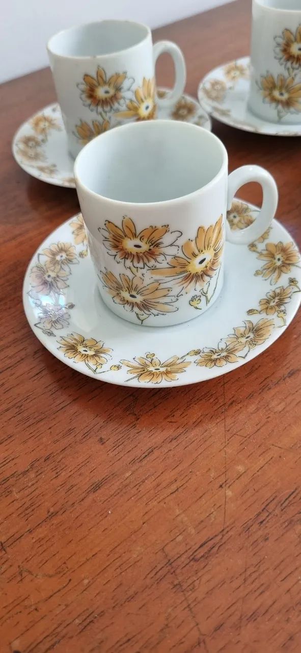 Jogo Xicaras Porcelana Anos 80 - Utensílios Para Cozinha - Méier