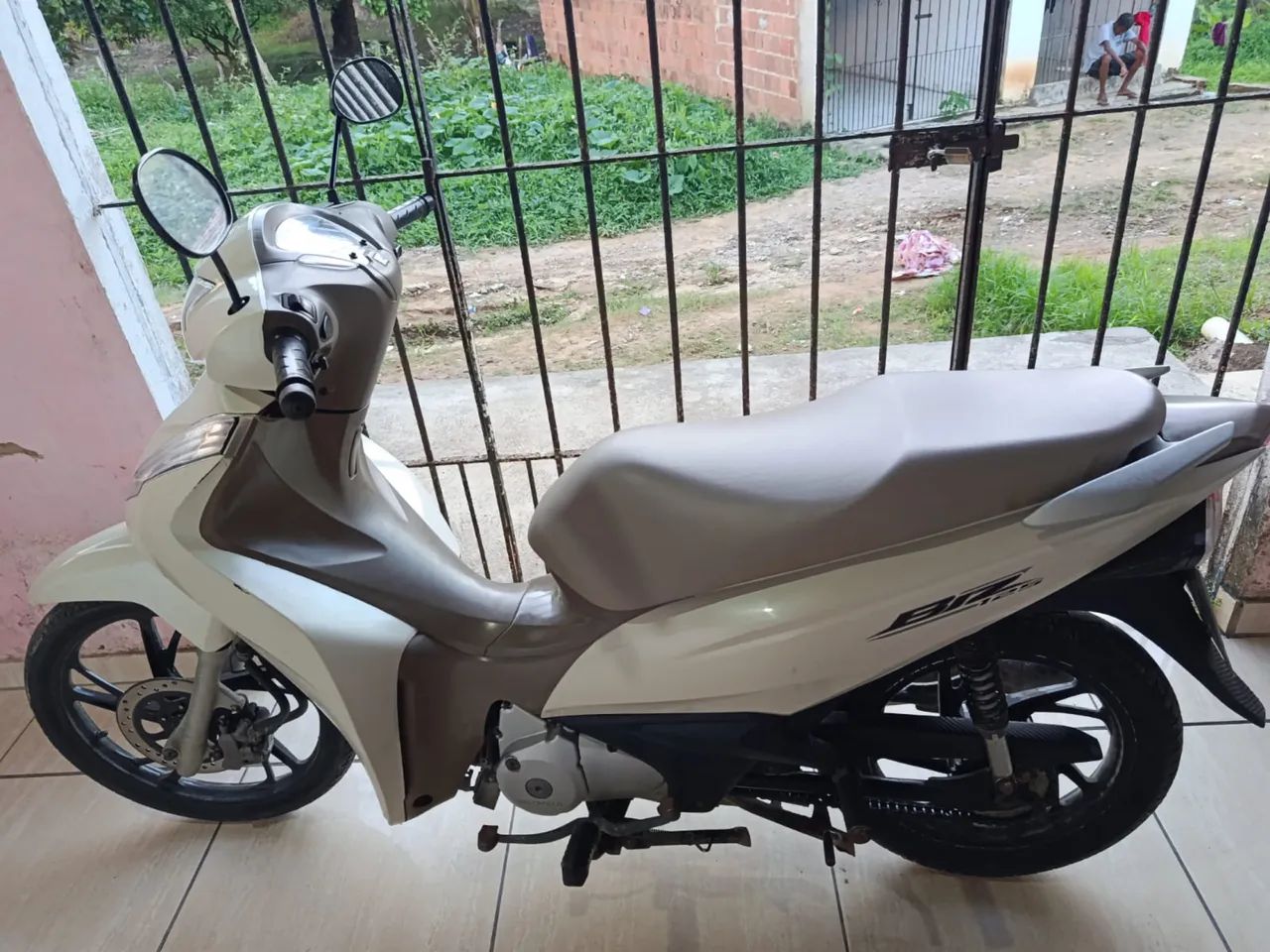 BIZ 125 NOVA! Bem cuidada  - Foto 3