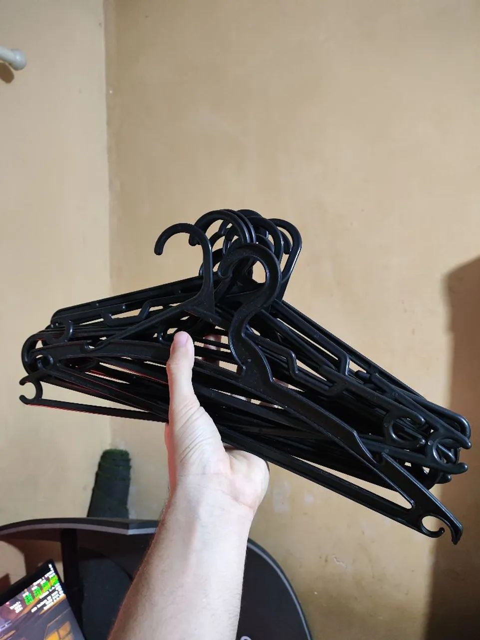 Cabide Preto - Kit com 20