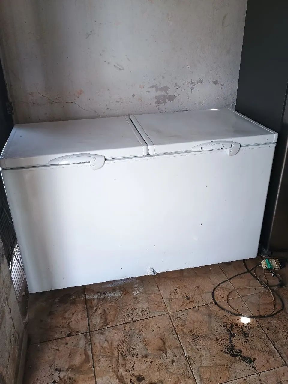 Freezer Fricom 480 LT Horizontal com 2 portas