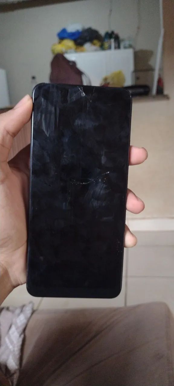 Xiaomi redmi com tela queimada pra vender pra trocar as peças vendo por 800 - Foto 2