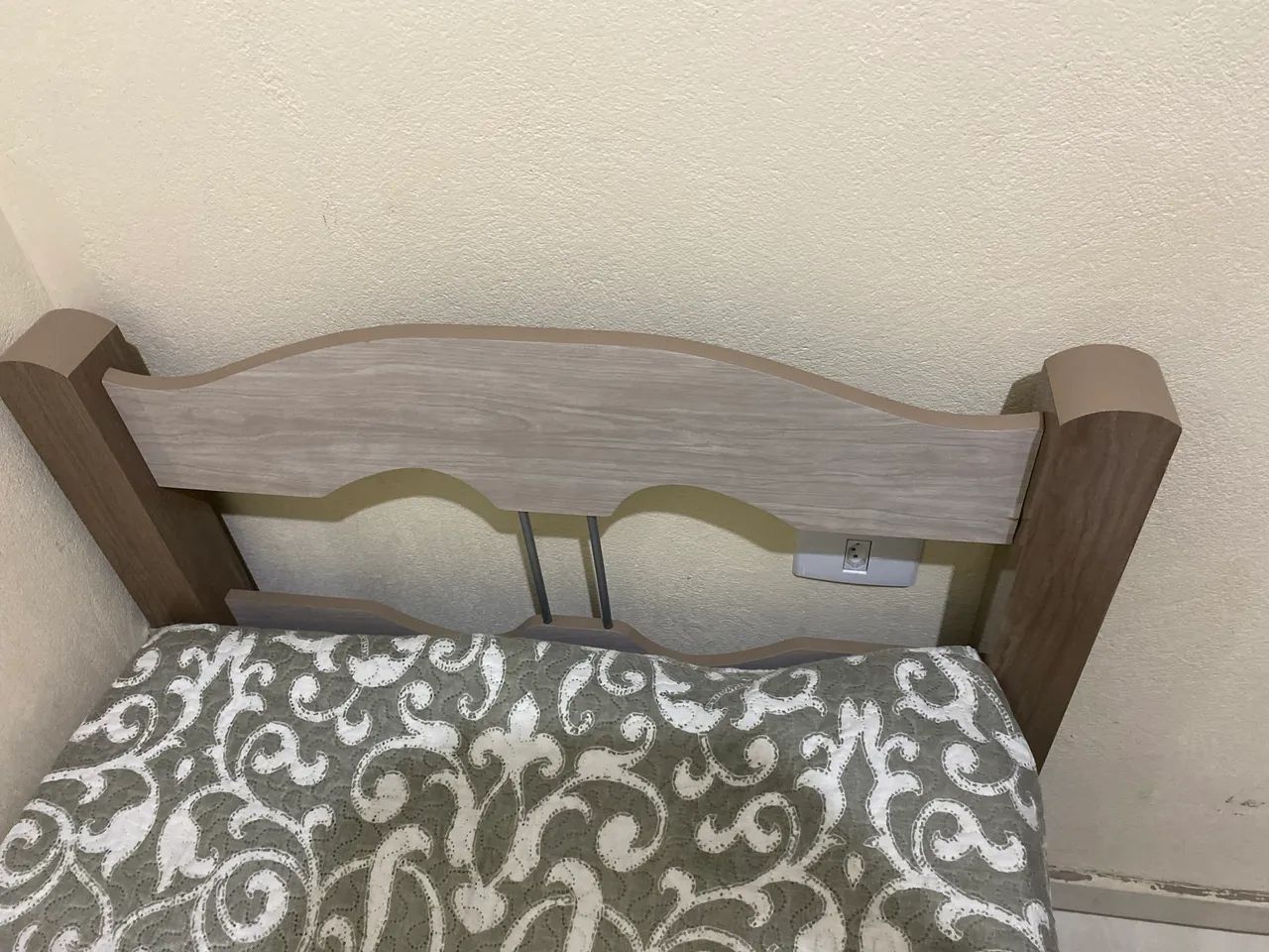 Cama de solteiro + colchão  - Foto 2