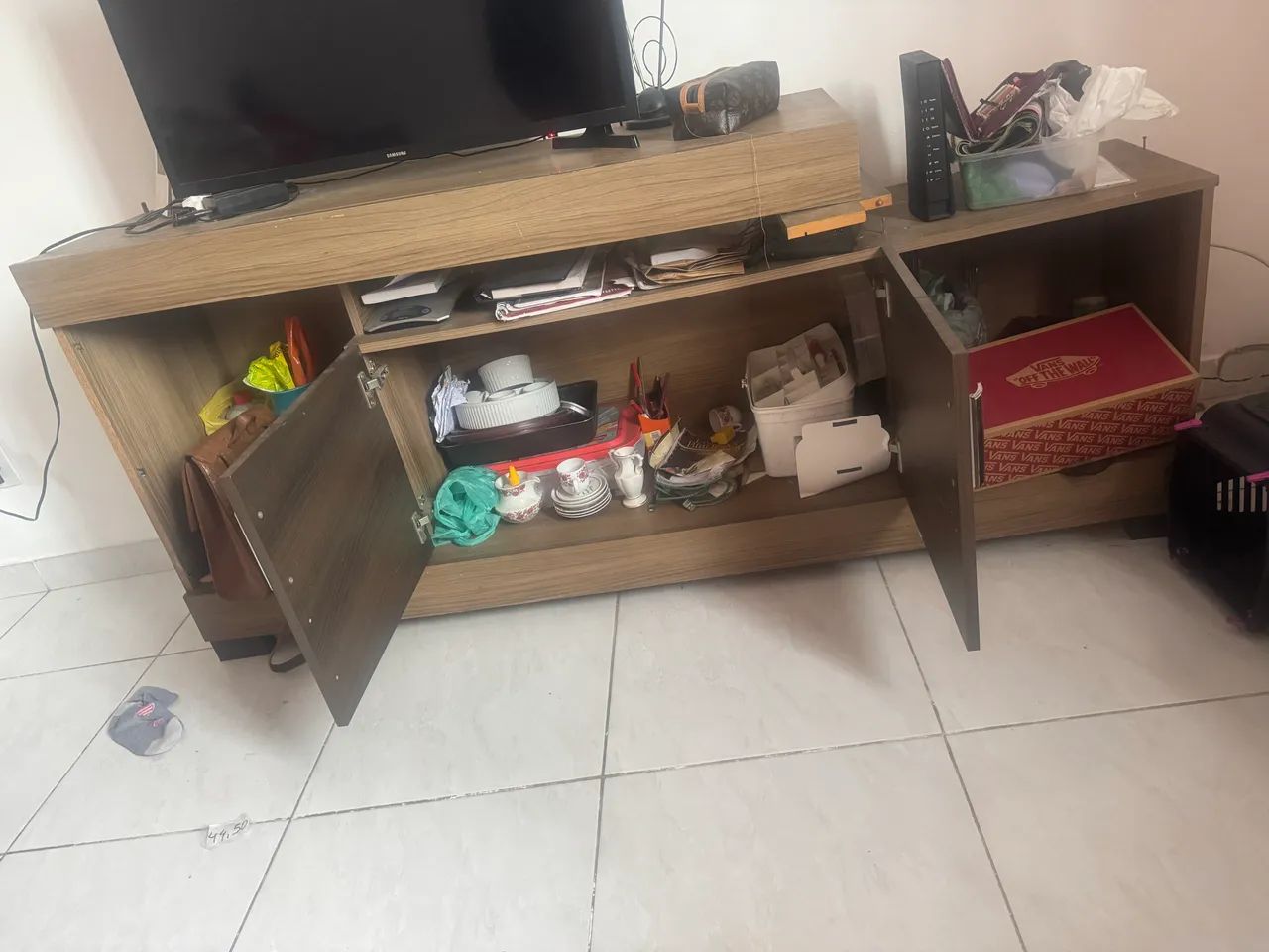 Rack para TV - Madeira/MDF - Foto 2