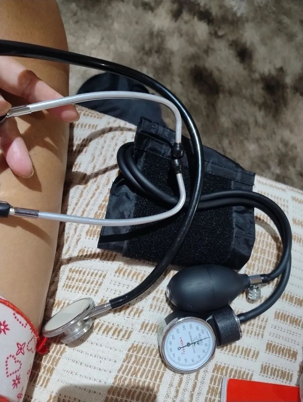 Vendo aparelho de medir pressão arterial  - Foto 2