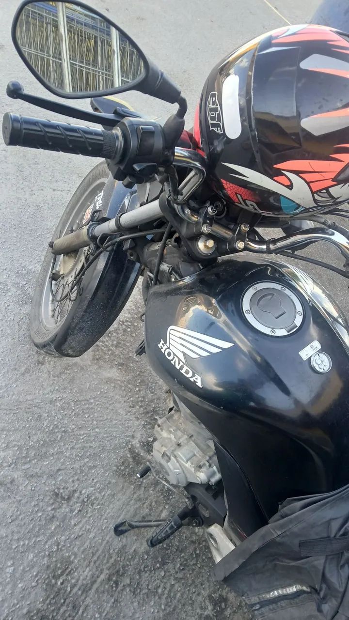 Aluga-se 