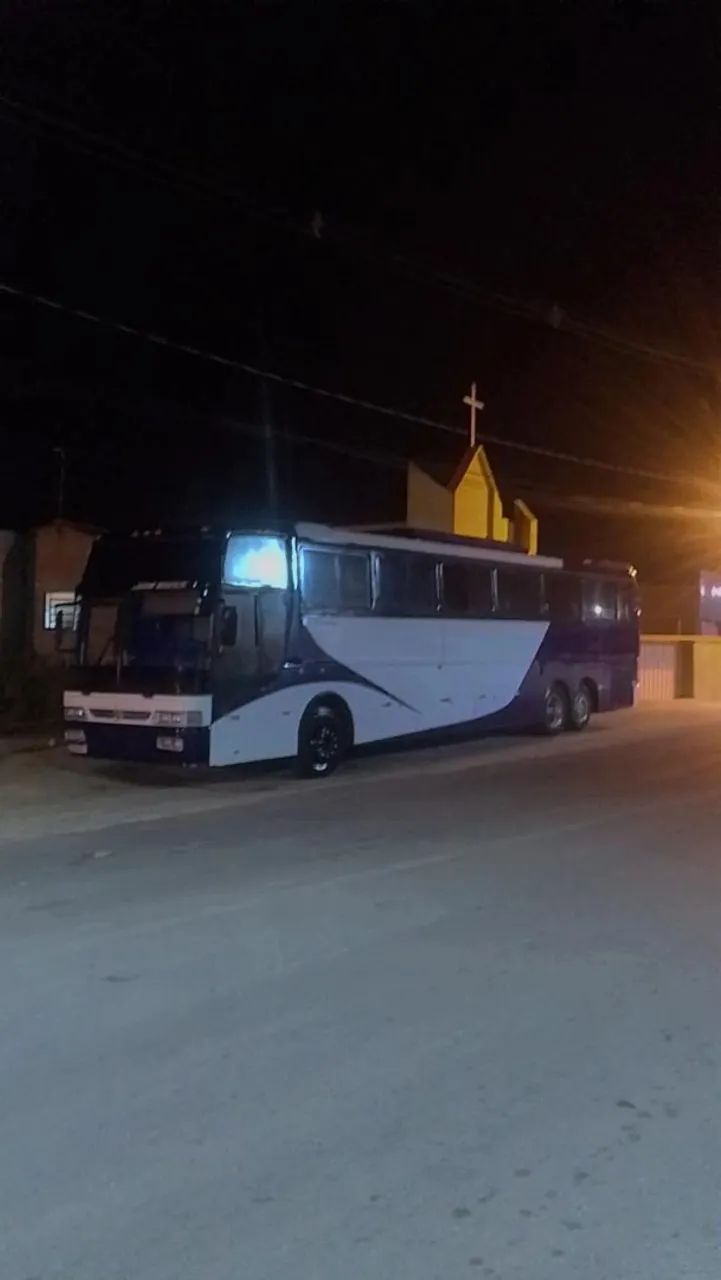 VENDO BUSSCAR 360 