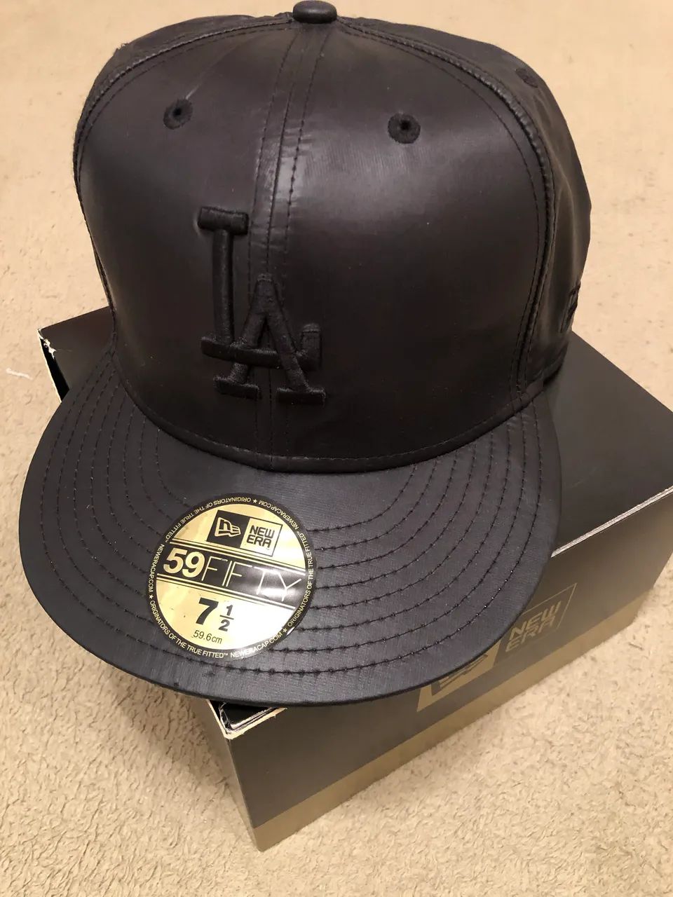 Boné NEW ERA / LA DODGERS  7*1/2  (AcetinadoPreto) - Foto 2