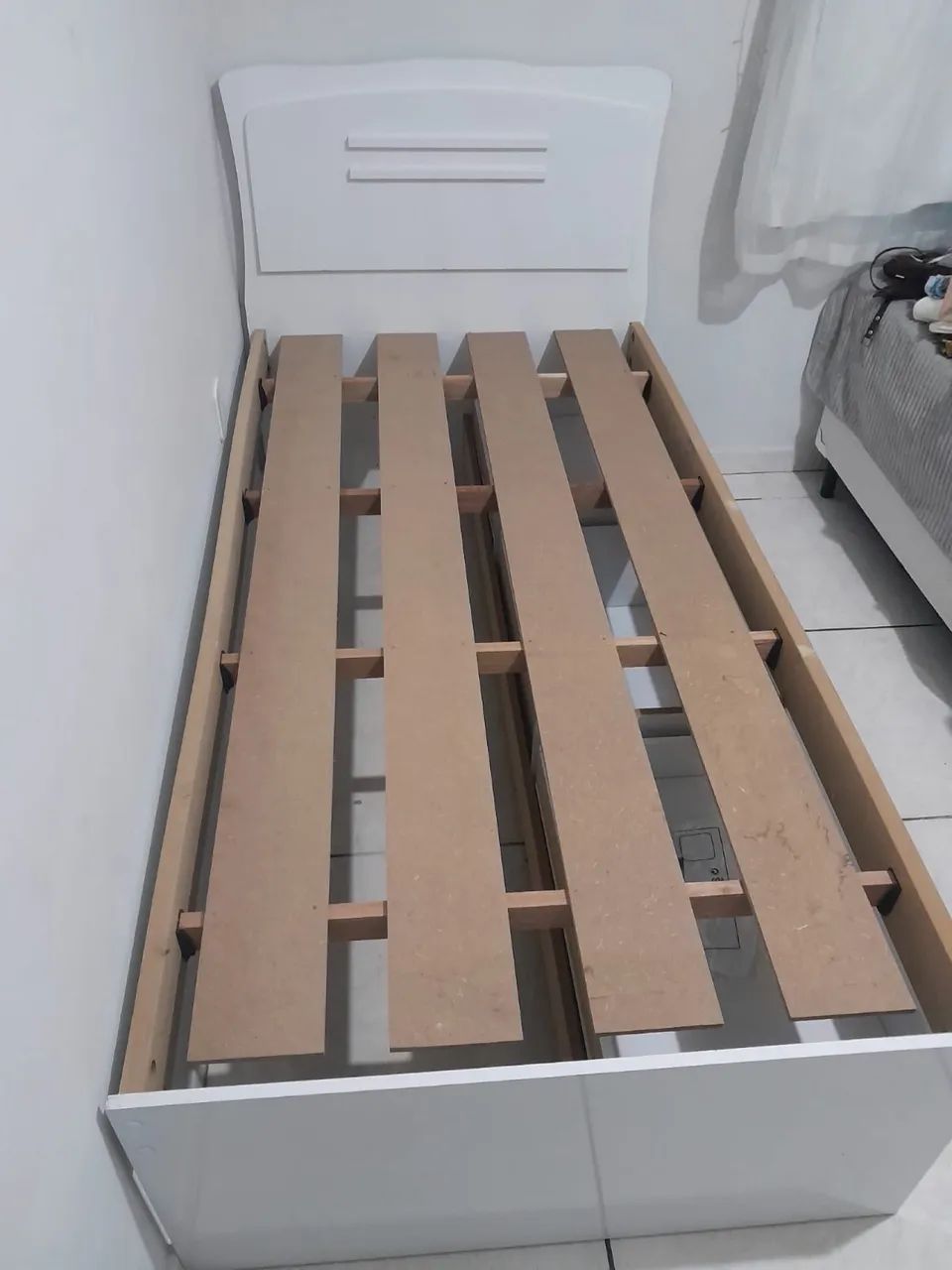 cama com gavetas e cabeceira - Foto 2