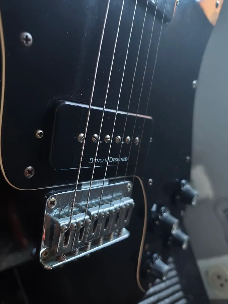 Telecaster Squier Custom+ Escudo perolado com malagoli  - Foto 3