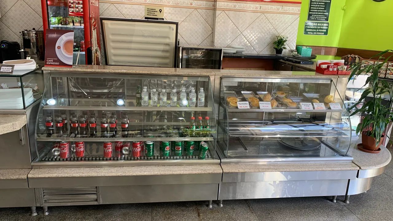 Vendo 3 Balcão Estufa Vitrine quente e Fria  - Foto 2