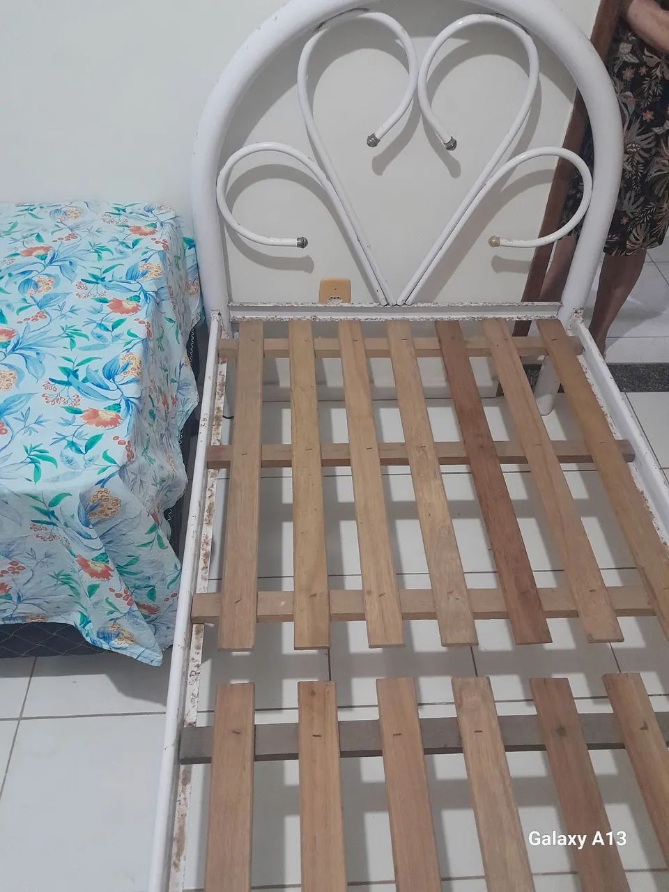 Cama de solteiro de ferro desmontável  - Foto 4