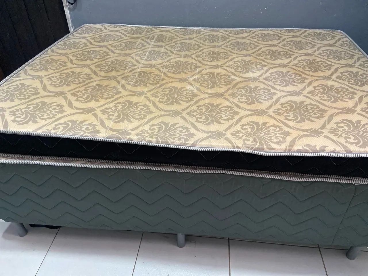 Cama box casal 