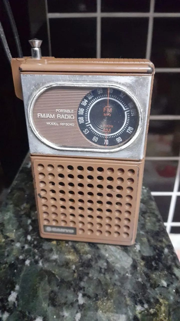 RADIO SANYO