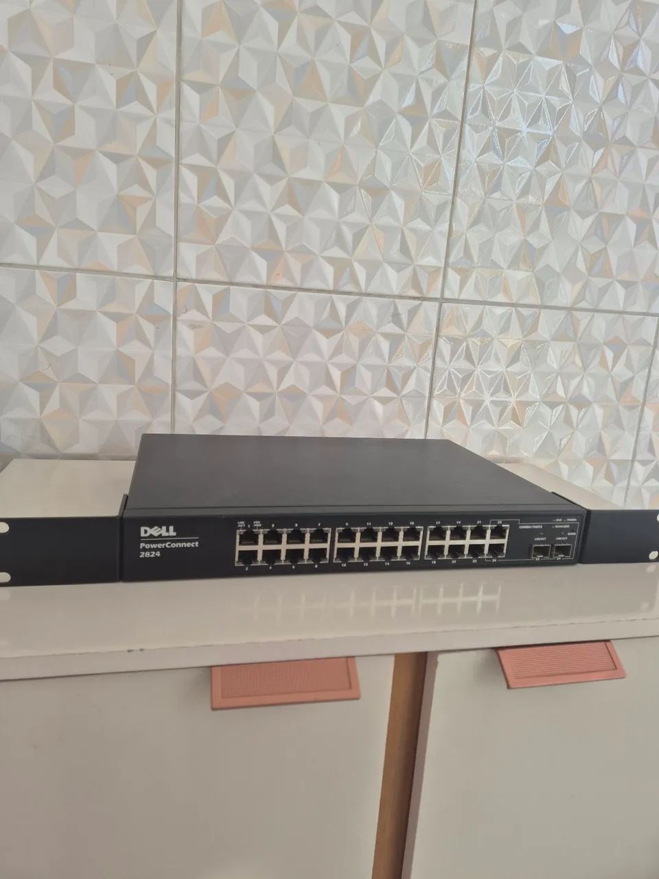 Vendo switch Dell power conect 24 portas - Foto 2