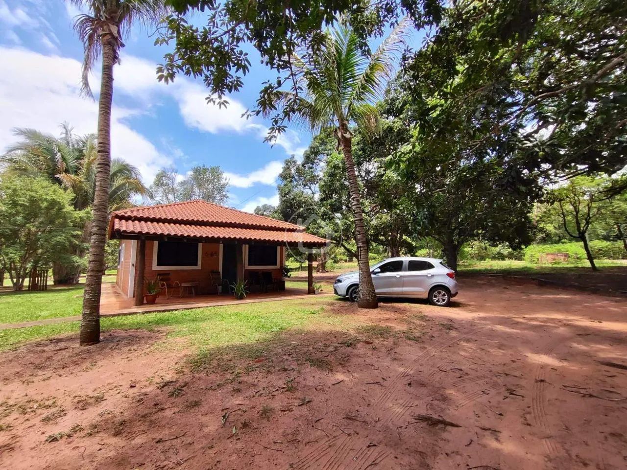 LINDA CHÁCARA NO JARDIM VERANEIO