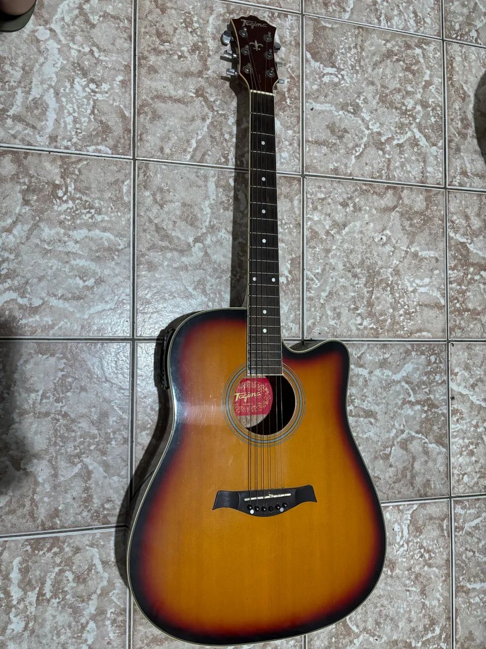 Violão tagima Kansas 
