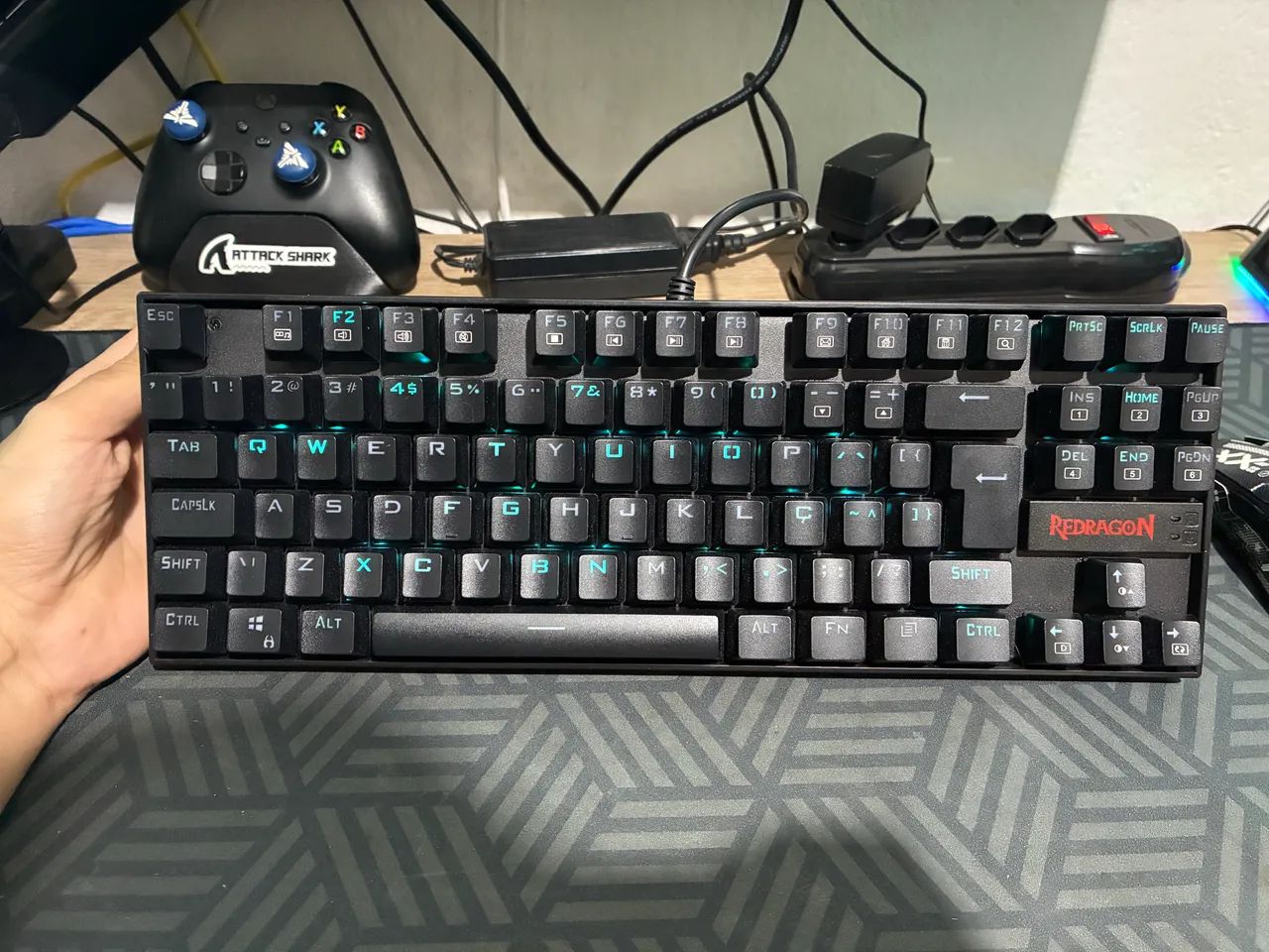 Teclado magnético Redragon KUMURA PRO V2 red switch - Foto 4