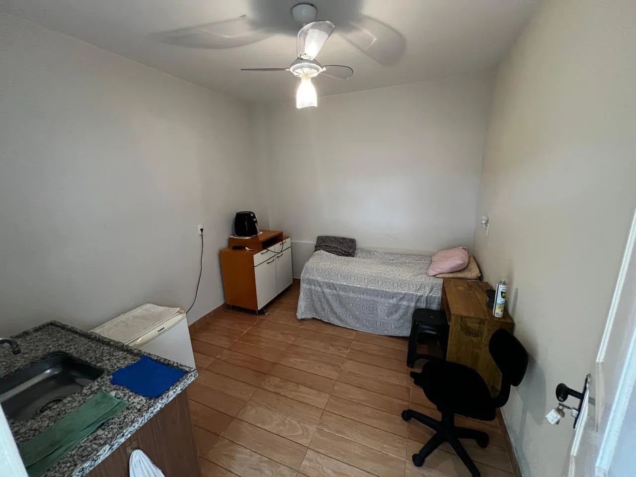 QUARTO COM BANHEIRO PRIVATIVO - Foto 3
