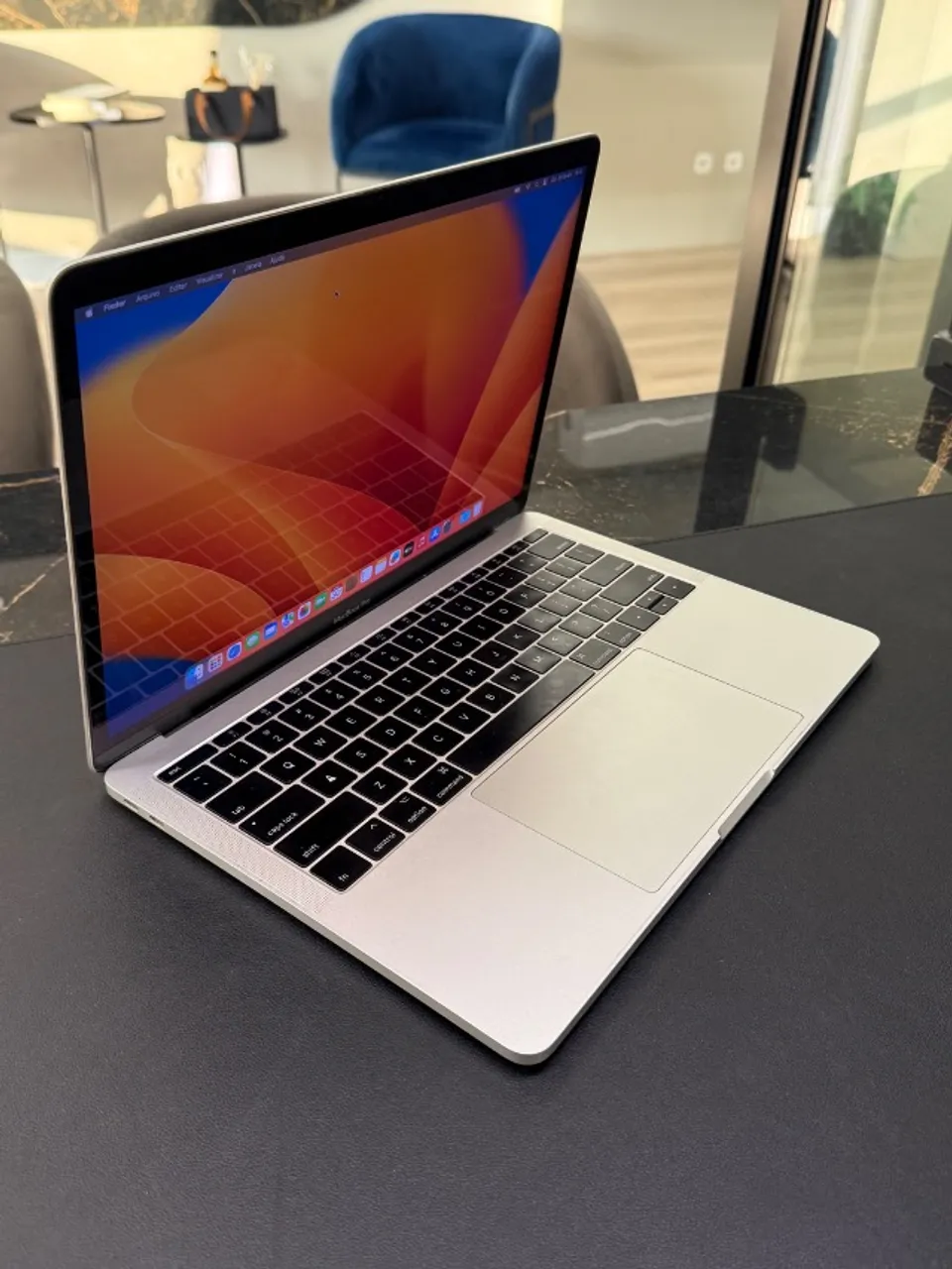 MacBook本体 MacbookPro 13inch 2017 Core i5/256GB/8GB MacBook Pro 13? 2017 - Intel i5 | 8GB RAM | 256GB SSD - Notebooks