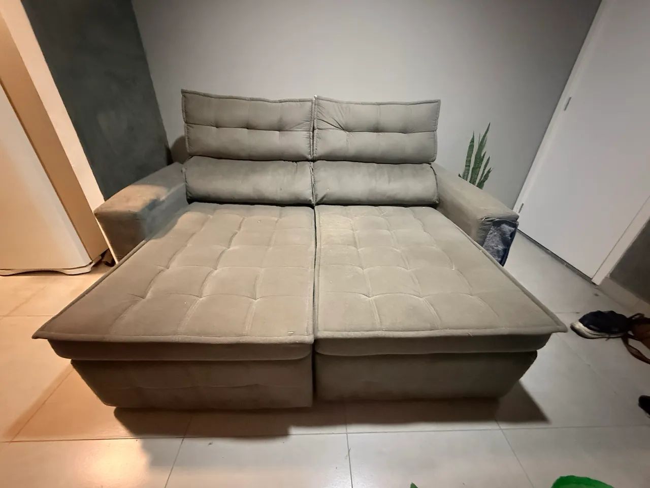 SOFÁ RETRÁTIL 2,05M - MOLAS ENSACADAS - R$ 750 - Foto 4