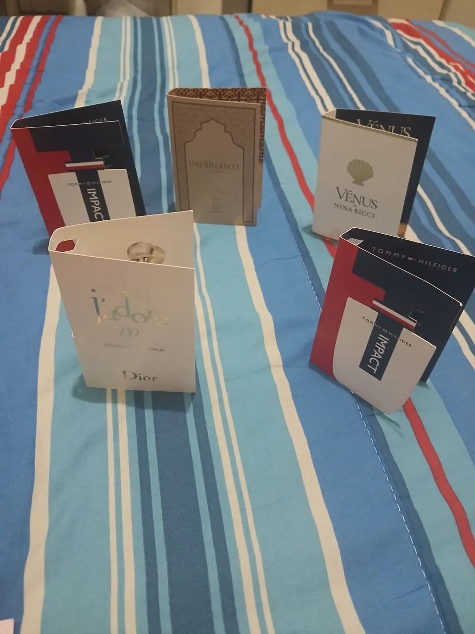 Kit 5 Flaconetes de Perfume Por R$ 45 - Foto 2