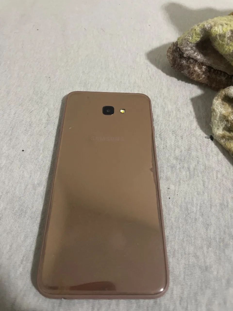SAMSUNG J4