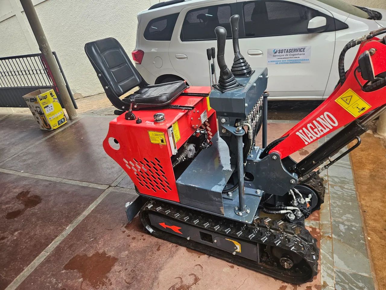 Mini Escavadeira a Diesel