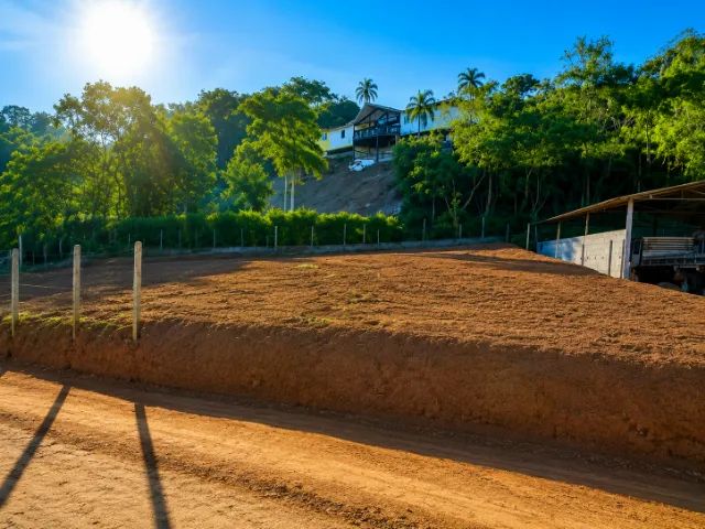 Terreno 258m² em Ibiúna - Escritura + Pronto p/ Construir