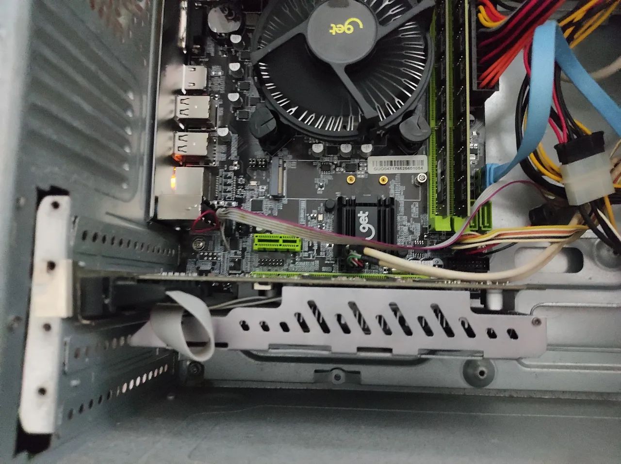 GTX 750 - Foto 4