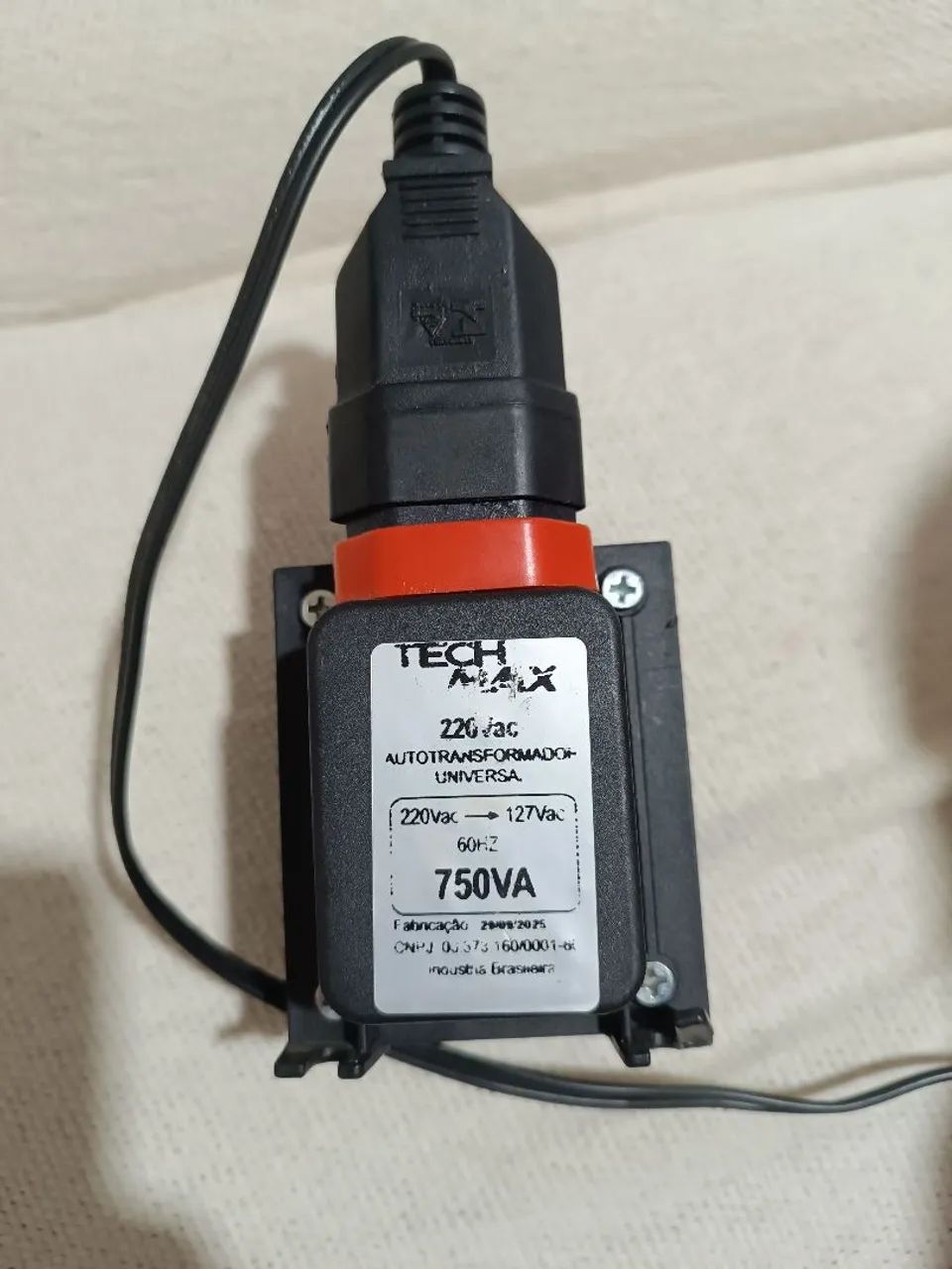 autotransformador bivolt Tech Max 750 VA