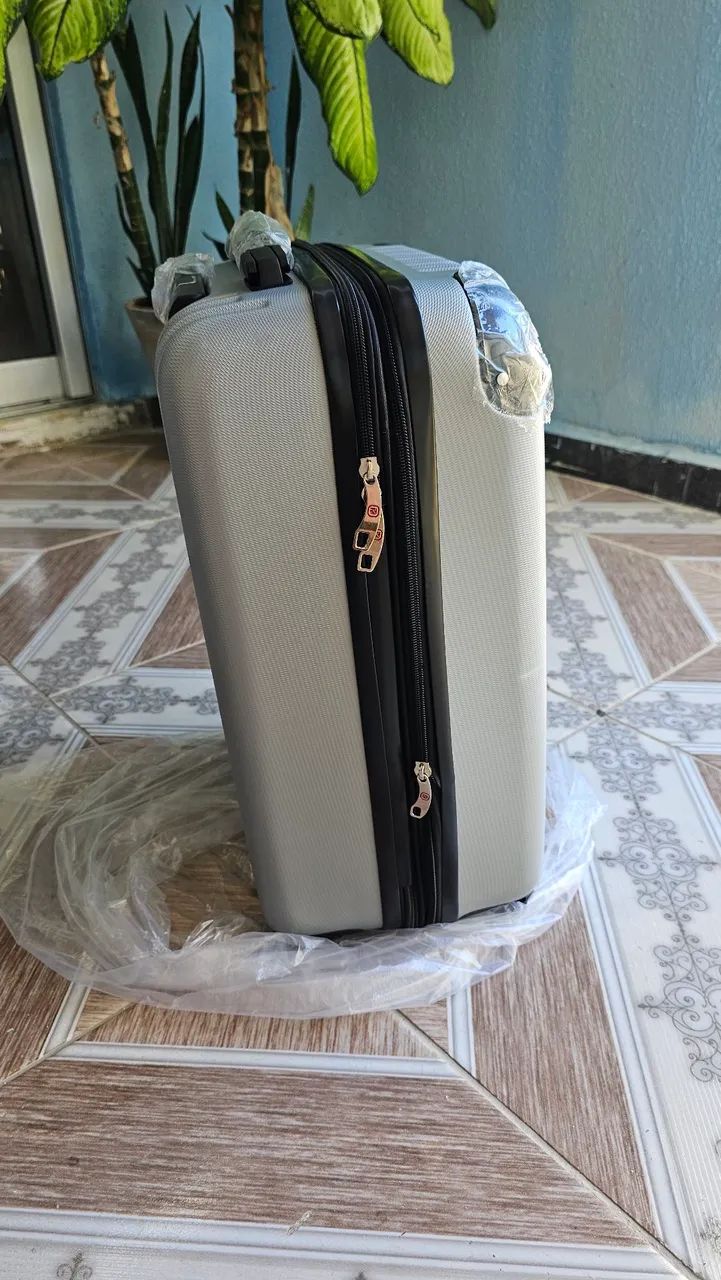 Mala de bordo 10kg com cardeado de segredo  - Foto 2